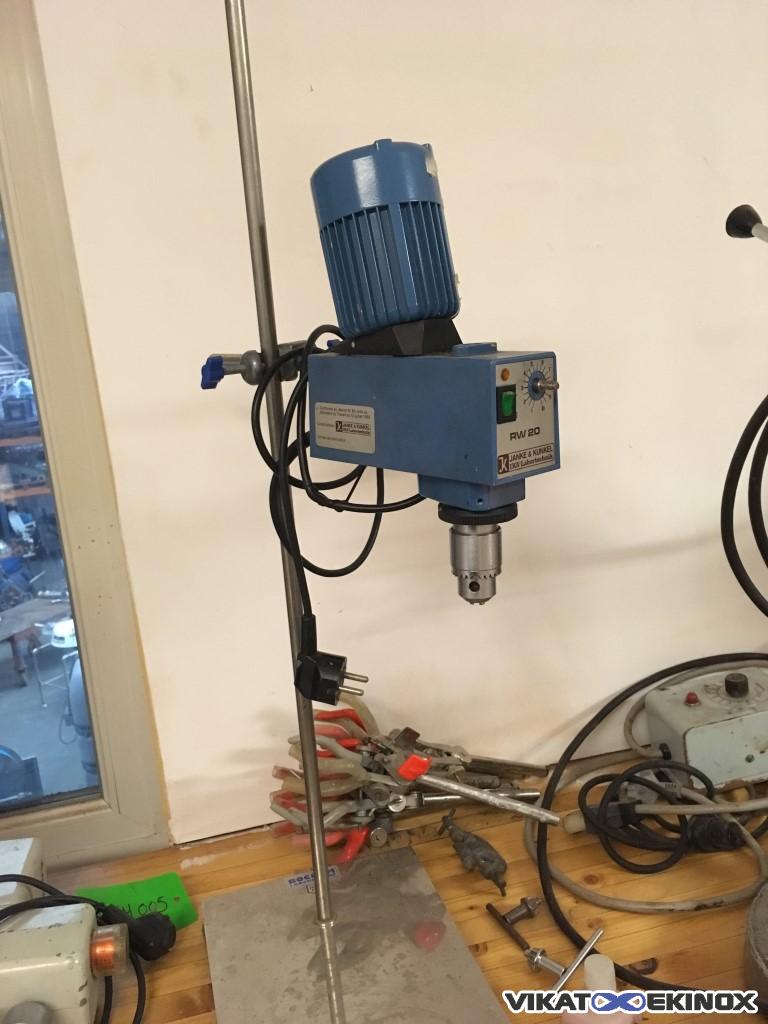 Agitateur de labo Ika Labortechnik type RW 20 Vikat Ekinox