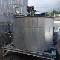 Insulated PPH mixing tank 2900 litres