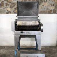 FAM model 9346 pre-cutting machine