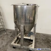 Stainless steel tank 785 litres