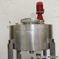 Insulated mixing tank 800 litres – in average condition