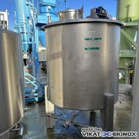 Agitated stainless steel tank 3200 litres