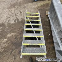 Escalier 8 marches acier galva L 2660 mm